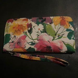 BEAUTIFUL FLORAL PRINT WALLET